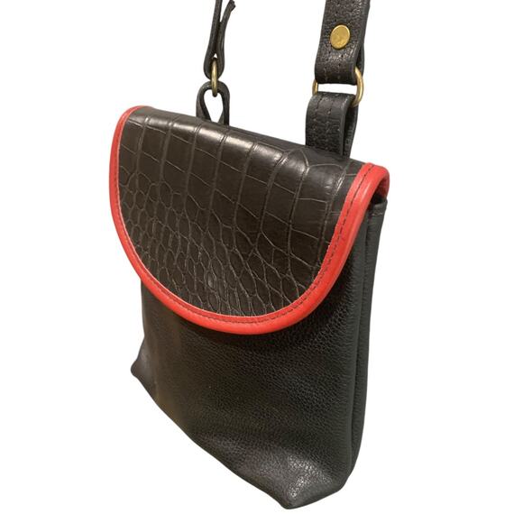 Vintage 1990s Black Red Leather Flap Satchel Hip Bag - Picture 5 of 10